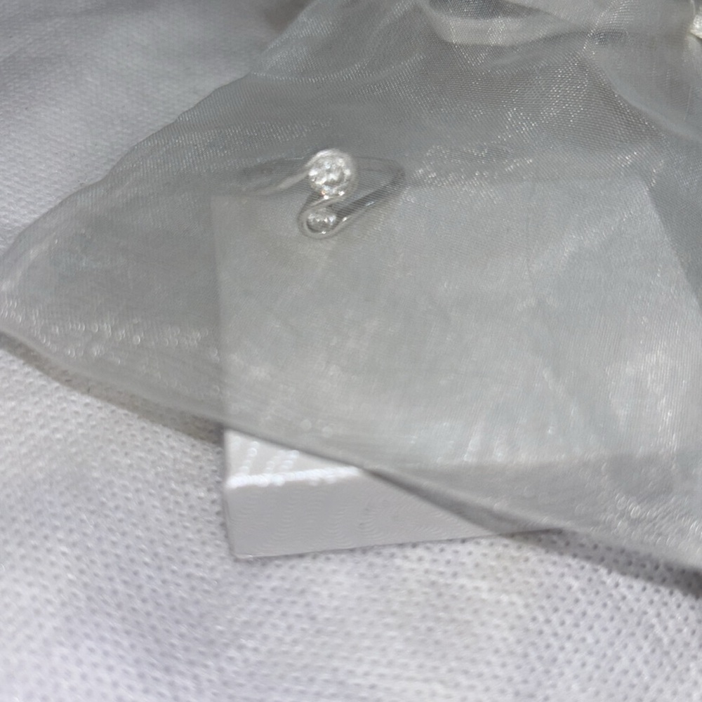 Elegant Silver Women's Ring
